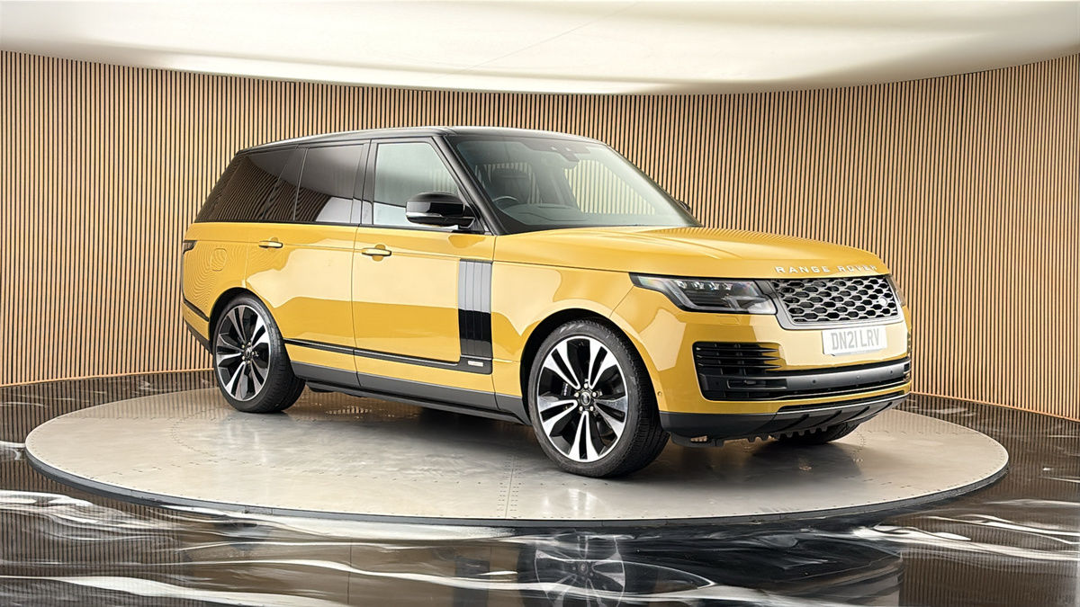 More views of Land Rover Range Rover