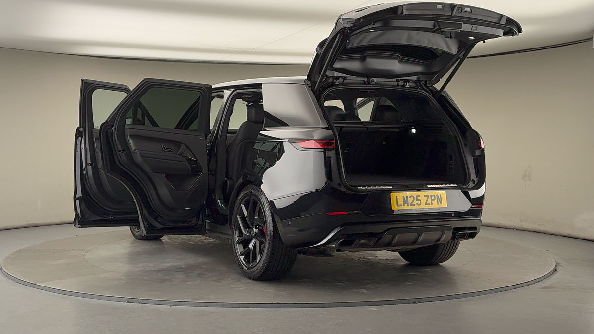 Land Rover Range Rover Sport Image 23