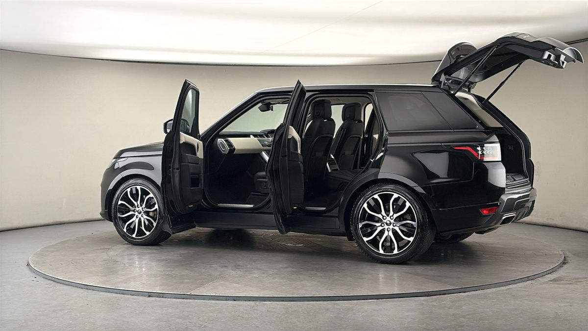 More views of Land Rover Range Rover Sport