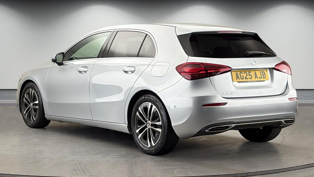 Mercedes-Benz A Class Image 2