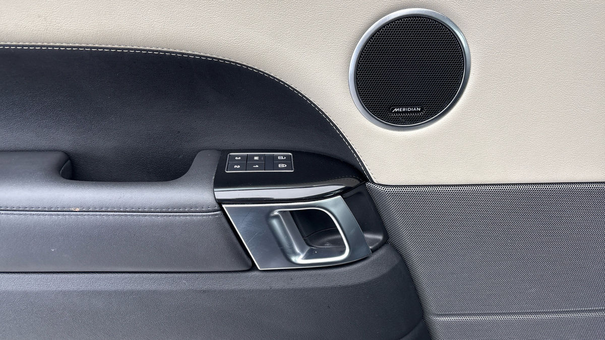 Land Rover Range Rover Sport Image 19