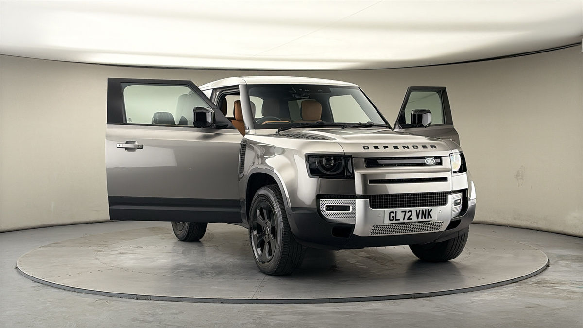 More views of Land Rover Defender 90