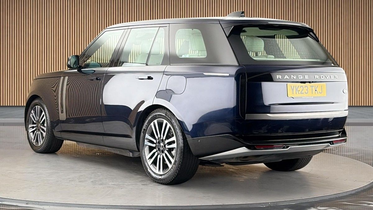 Land Rover Range Rover Image 2