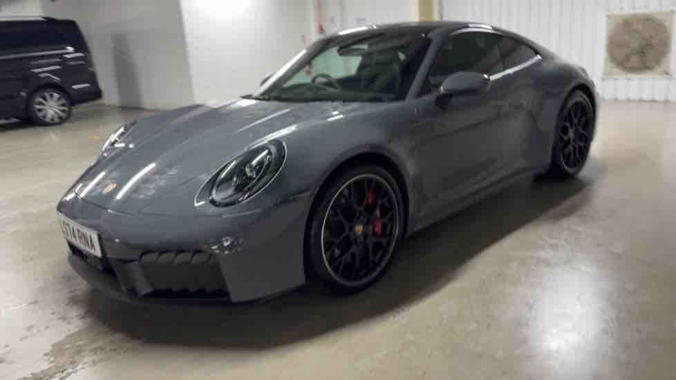 More views of Porsche 911
