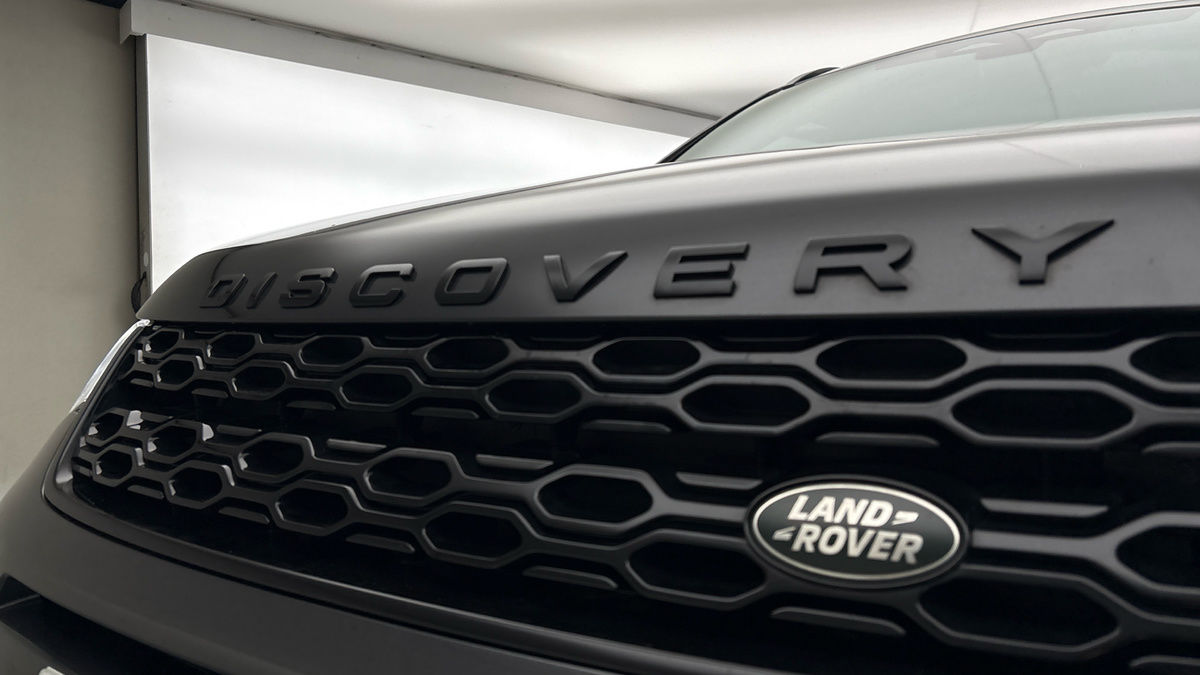Land Rover Discovery Sport Image 24