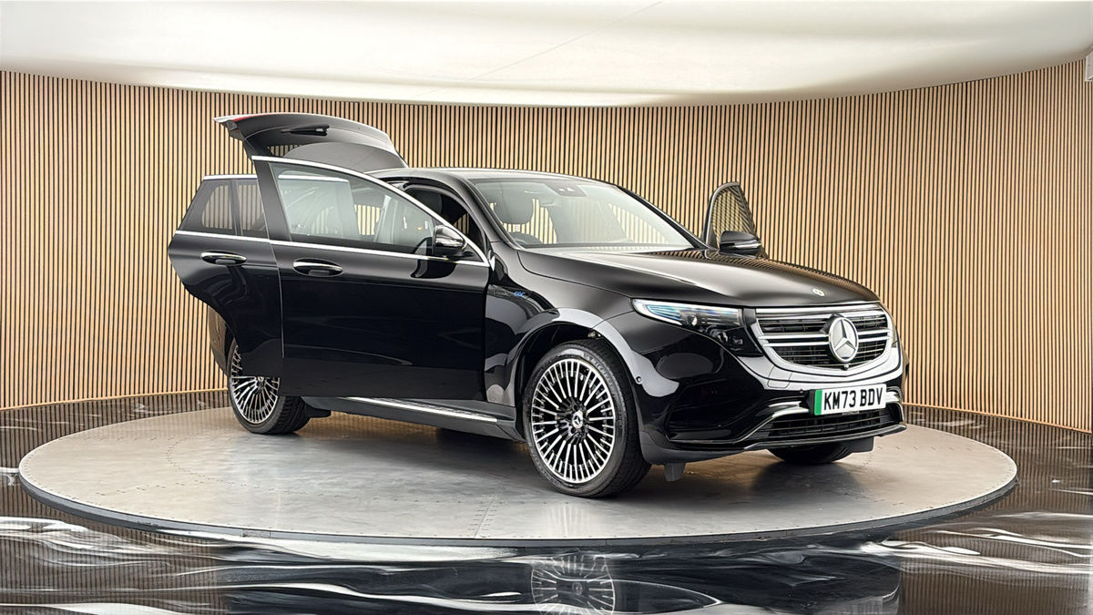 More views of Mercedes-Benz EQC