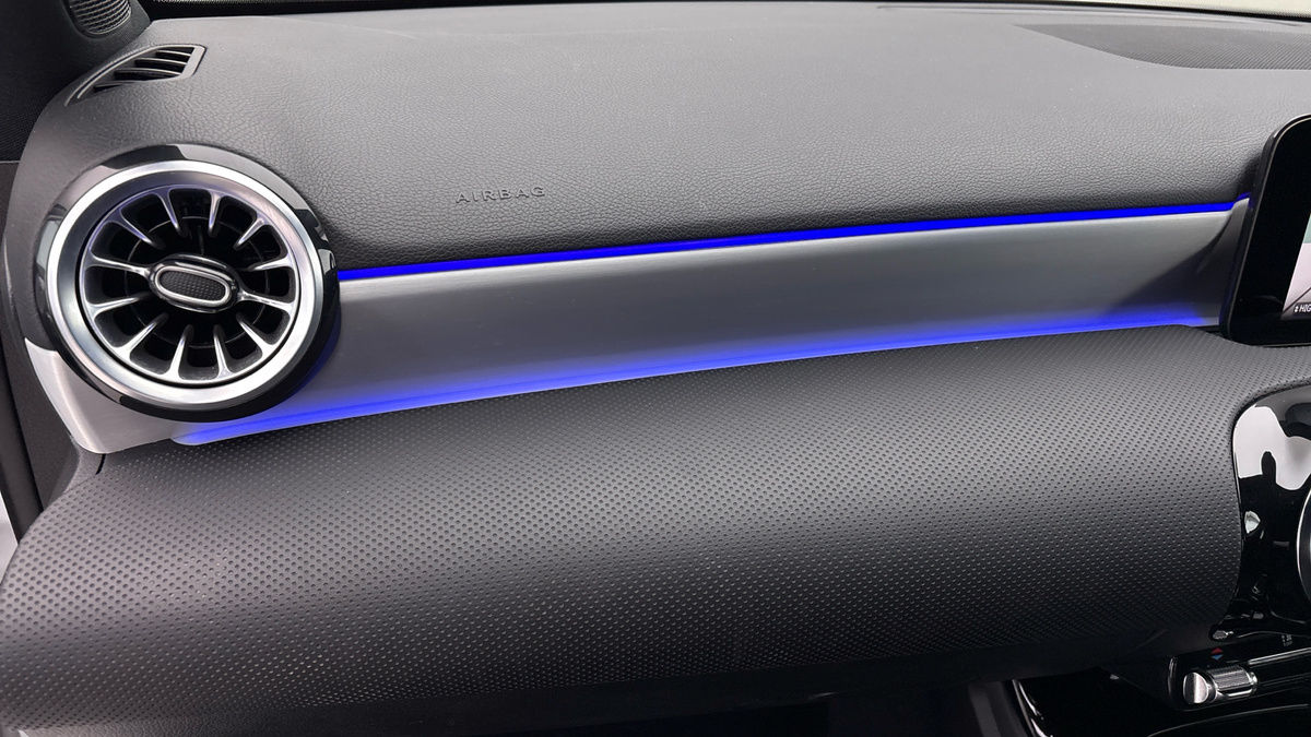 Mercedes-Benz A Class Image 25