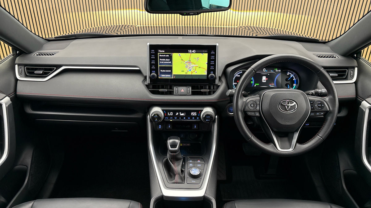 Toyota RAV4 Image 12