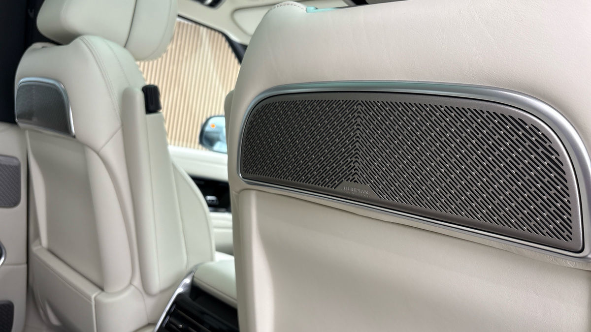 Land Rover Range Rover Image 28