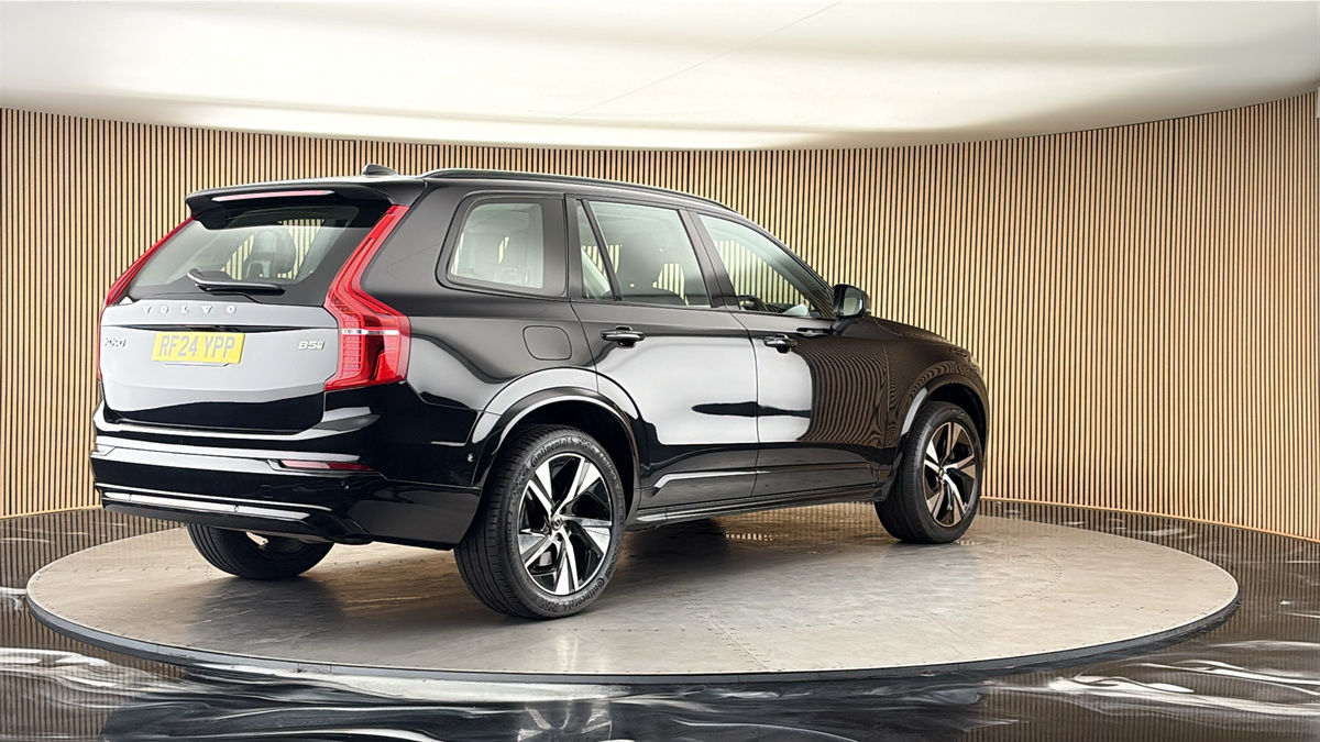 Volvo XC90 Image 21