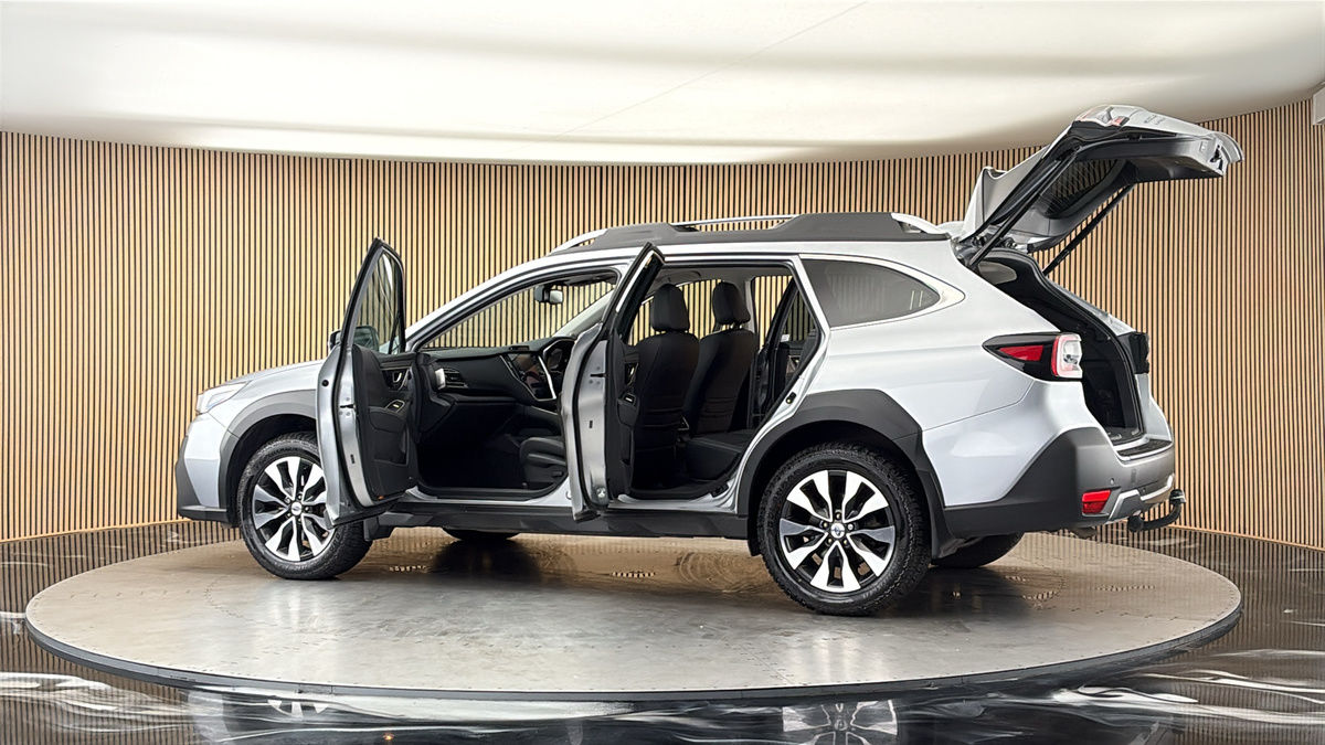 More views of Subaru Outback