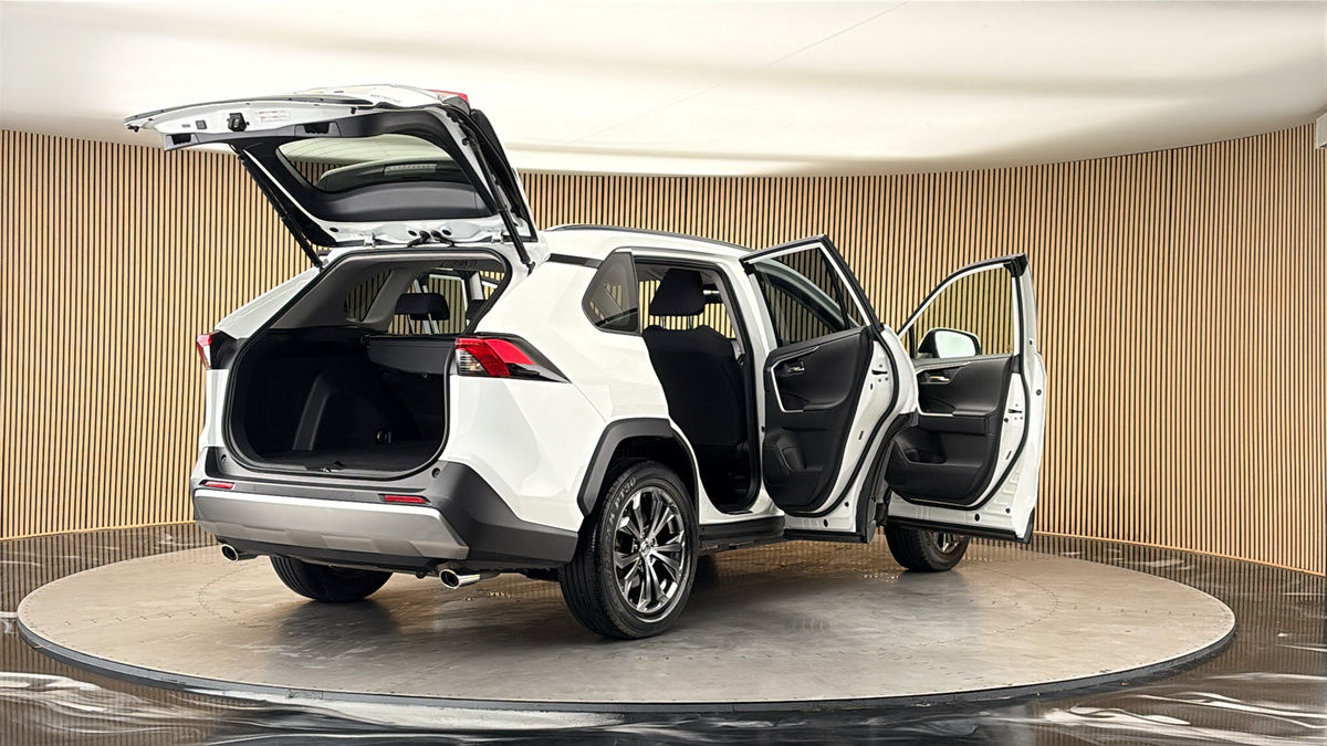 More views of Toyota RAV4