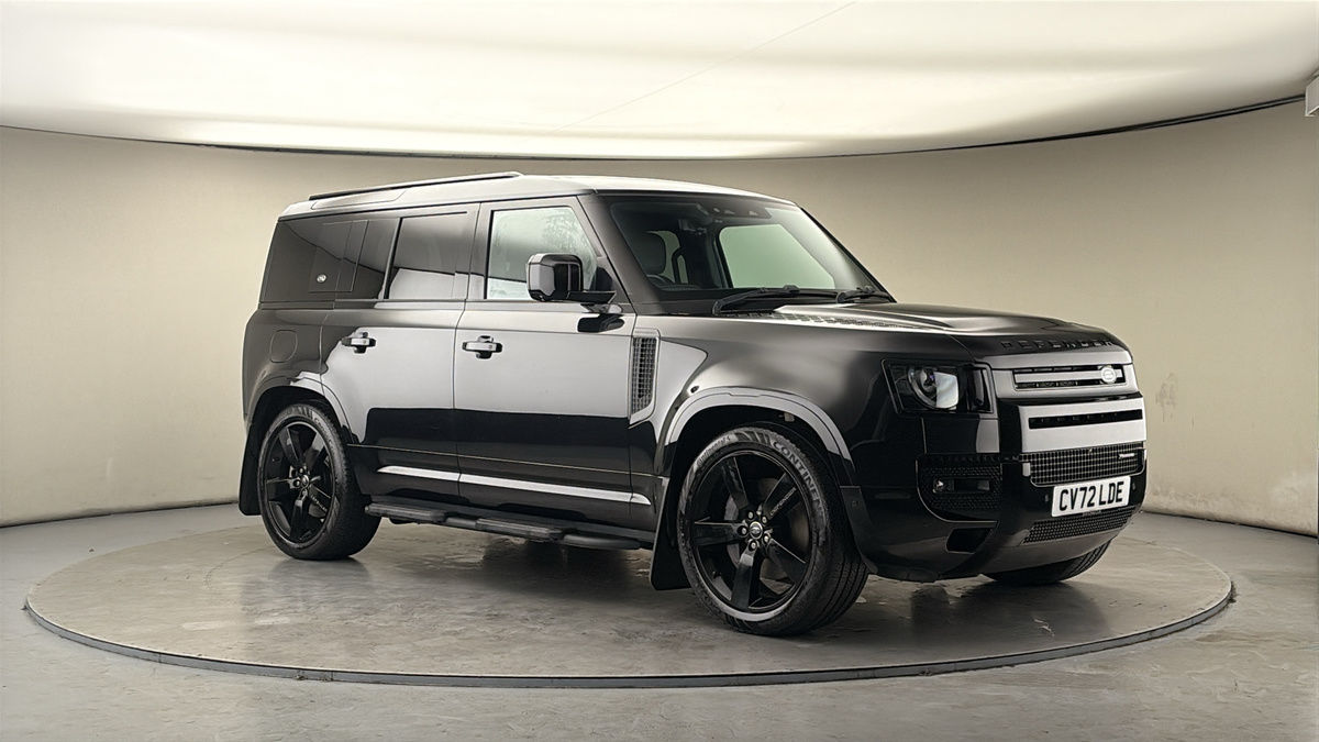 More views of Land Rover Defender 110