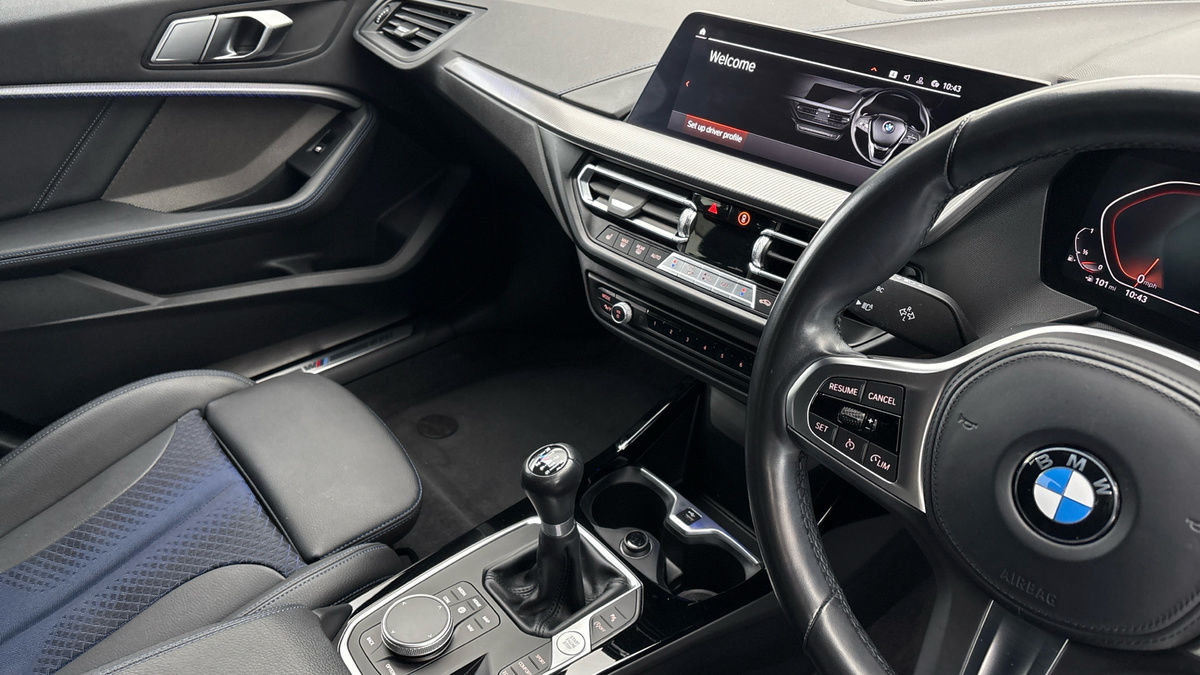 BMW 1 Series Image 18