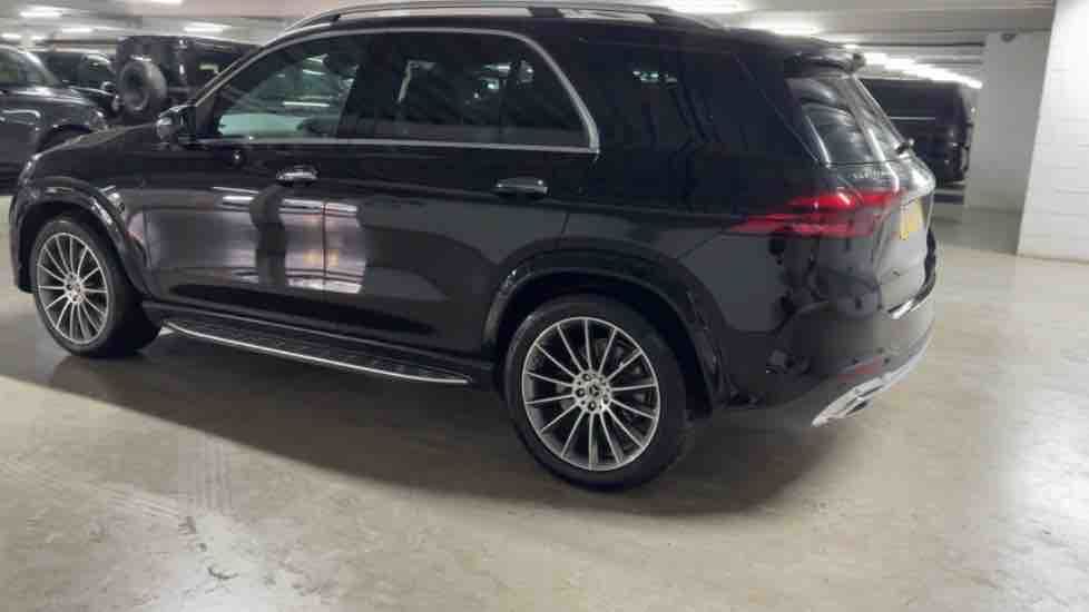 More views of Mercedes-Benz GLE