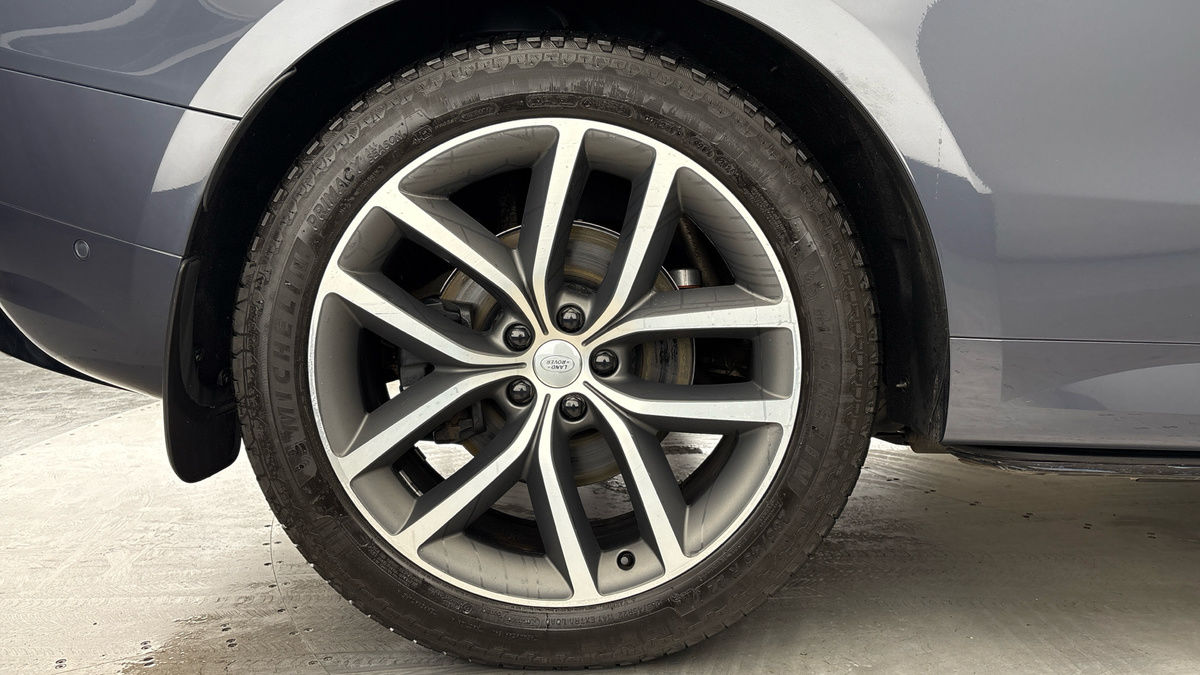 Land Rover Range Rover Sport Image 10