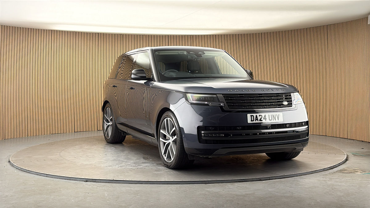 More views of Land Rover Range Rover