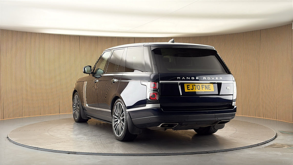 More views of Land Rover Range Rover