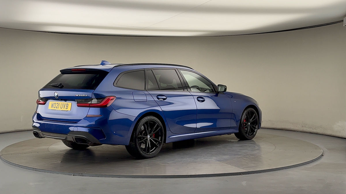 BMW 3 Series Image 21