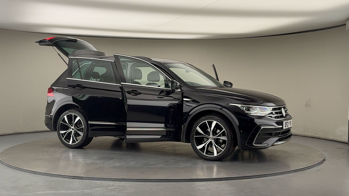More views of Volkswagen Tiguan