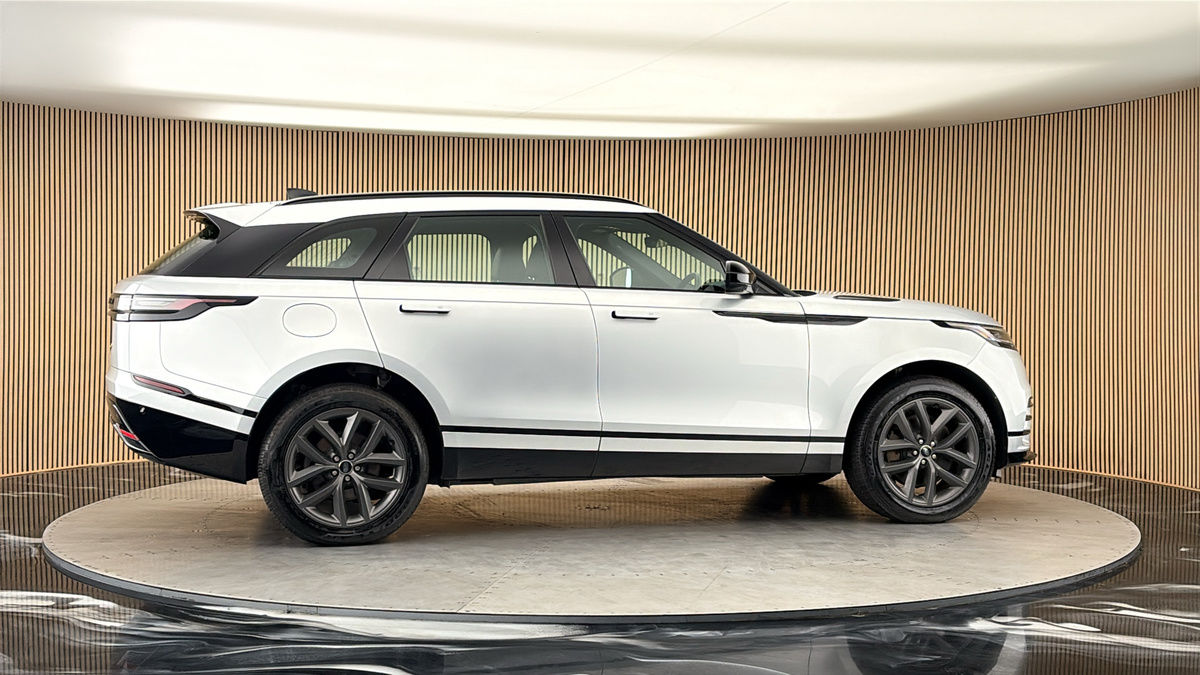 More views of Land Rover Range Rover Velar