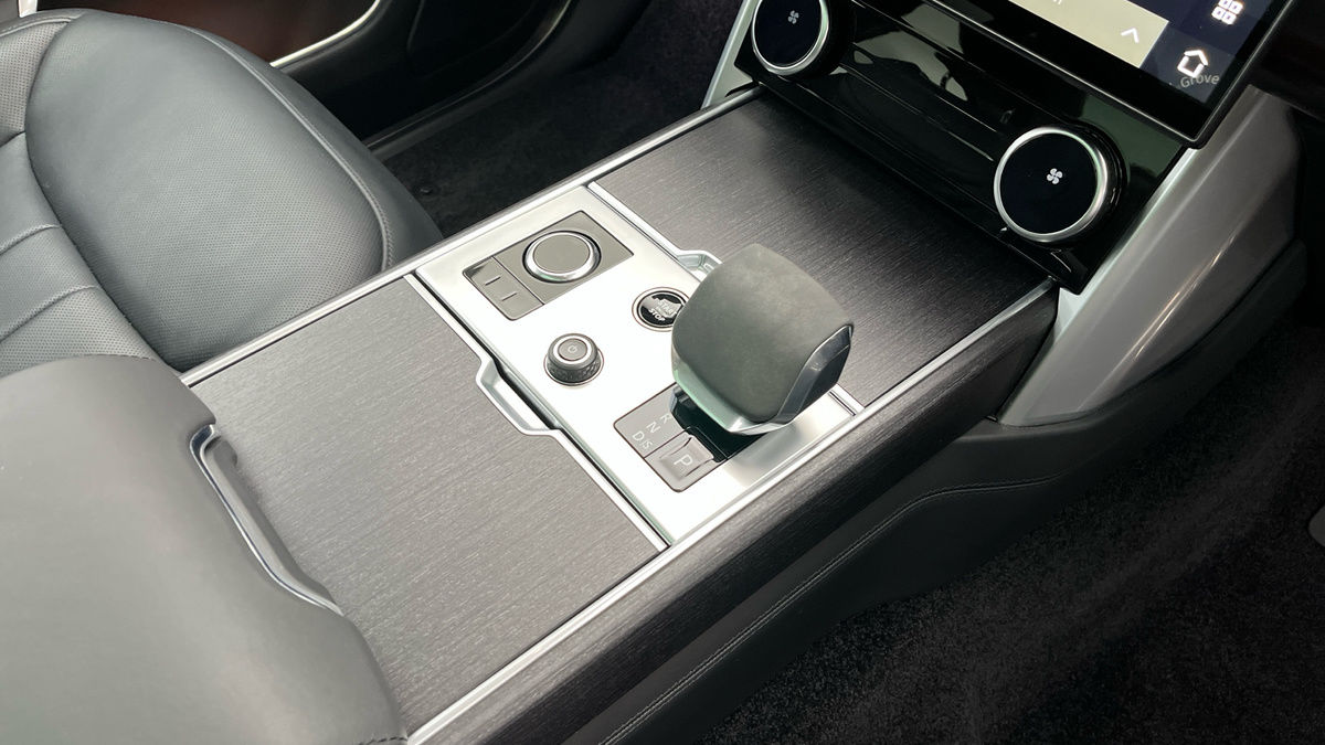 Land Rover Range Rover Image 9