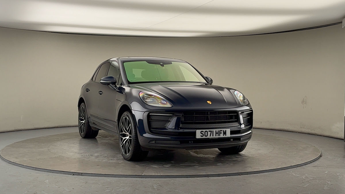 More views of Porsche Macan