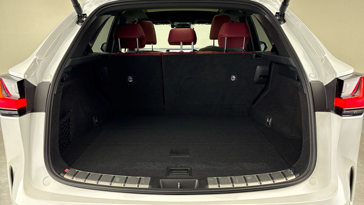 Lexus NX Image 11