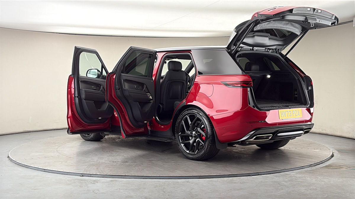 More views of Land Rover Range Rover Sport