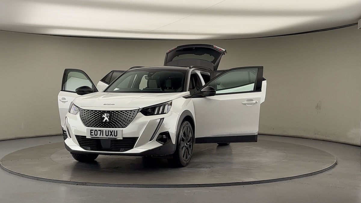 More views of Peugeot E-2008