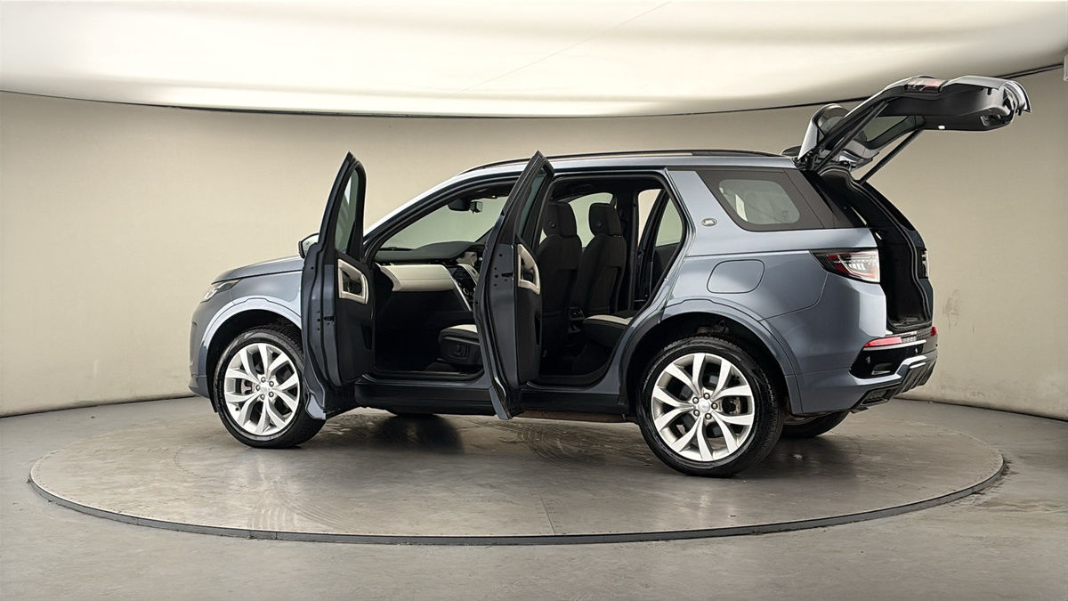 More views of Land Rover Discovery Sport