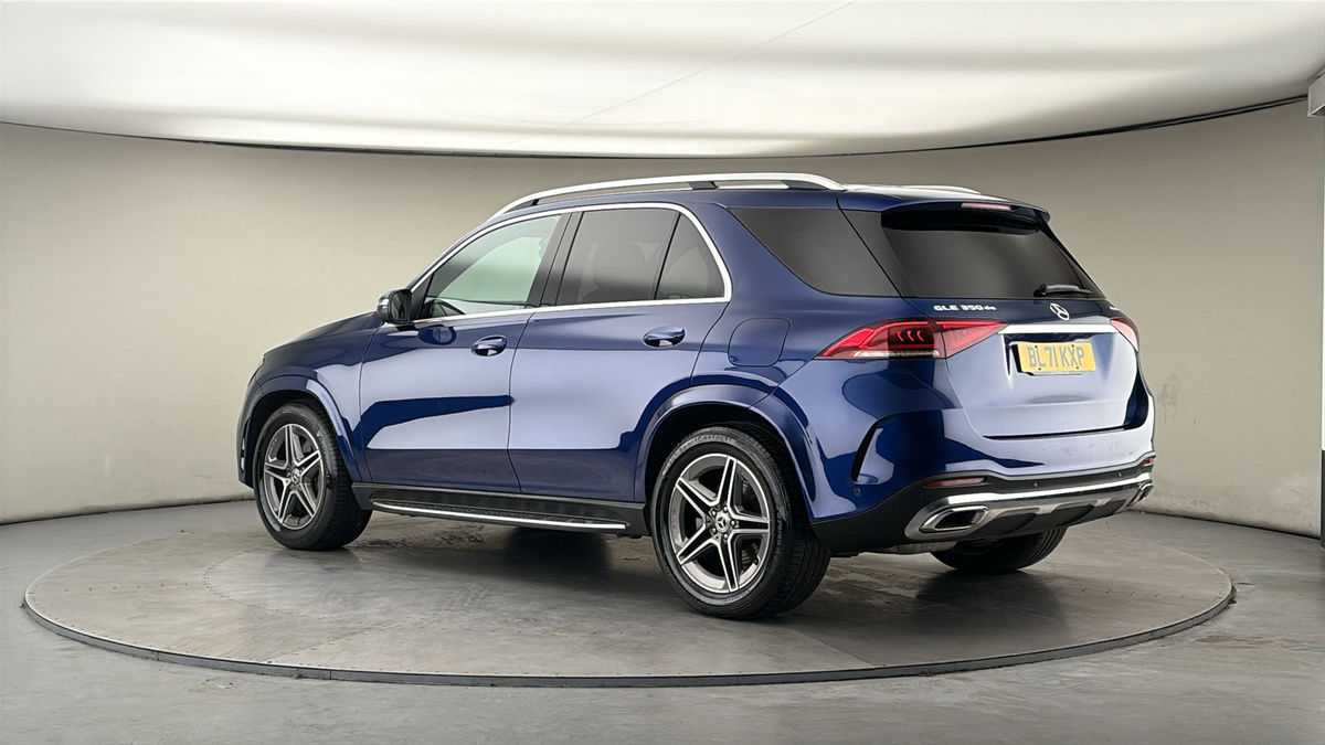 More views of Mercedes-Benz GLE