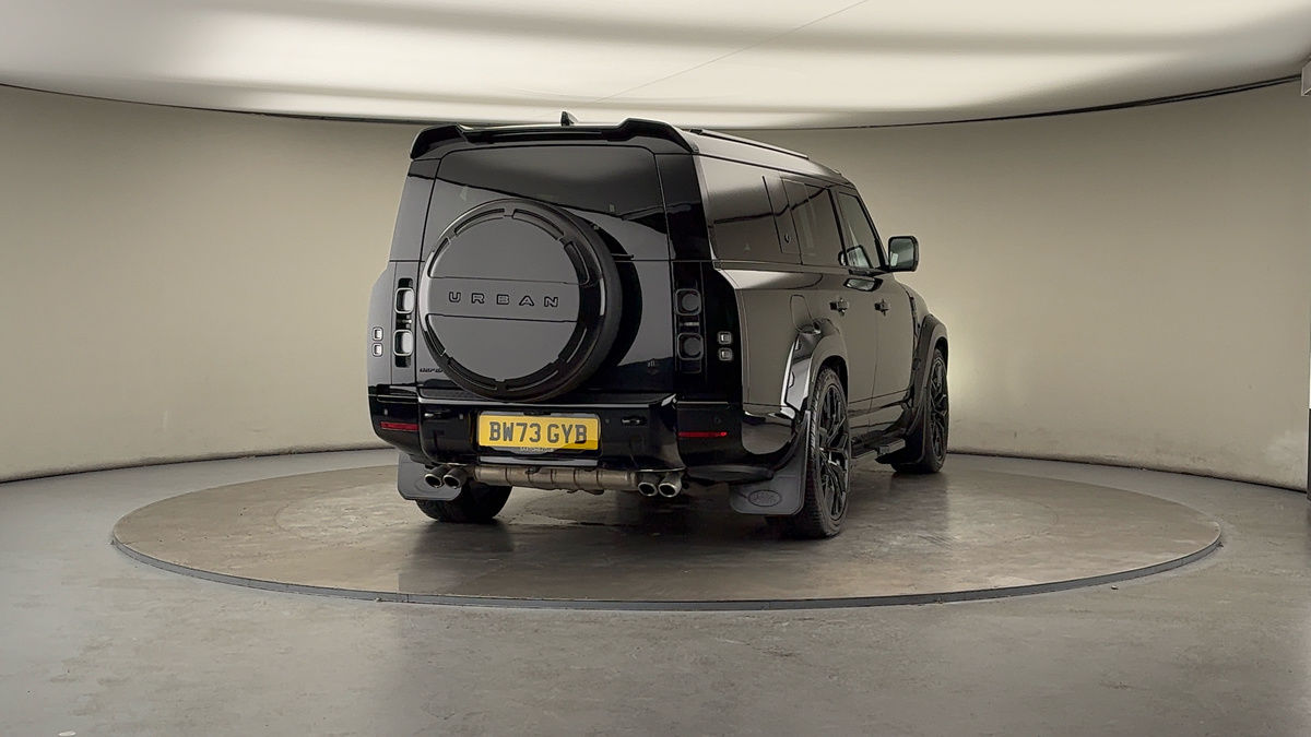 More views of Land Rover Defender 130