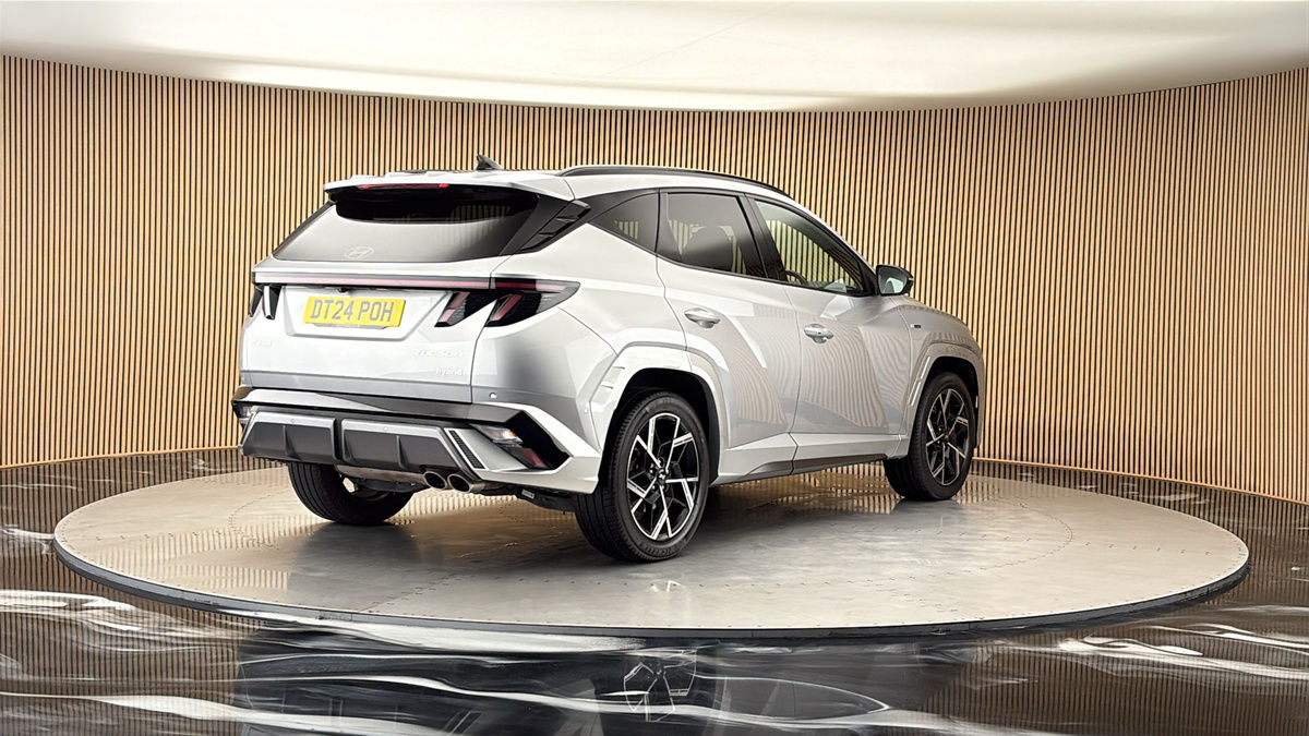 More views of Hyundai TUCSON