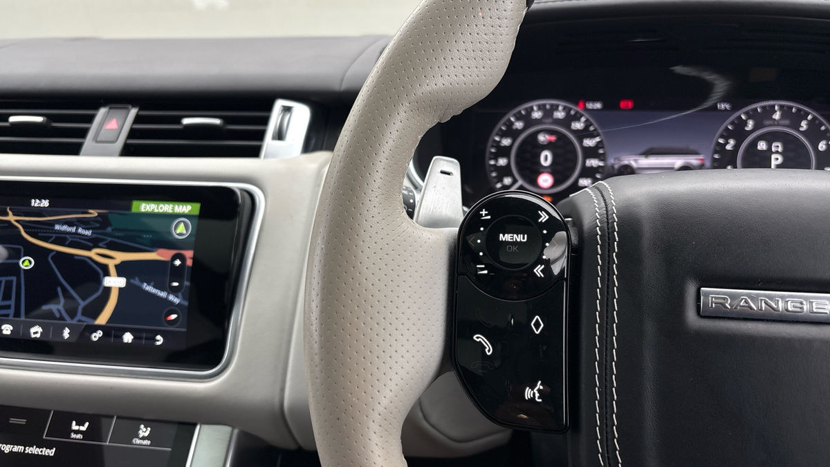 Land Rover Range Rover Sport Image 13