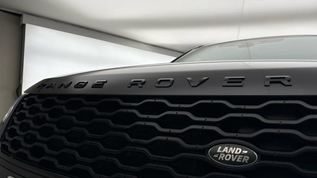 Land Rover Range Rover Velar Image 24