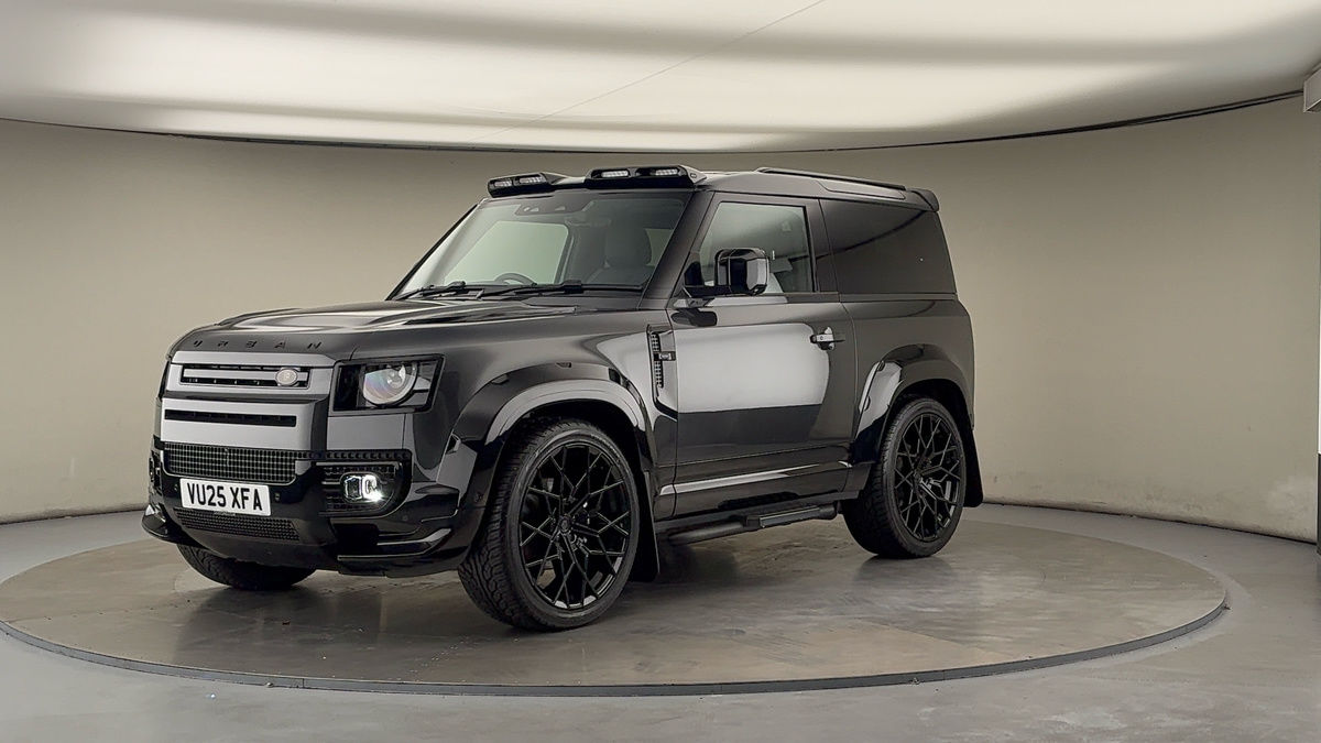 Land Rover Defender 90 Urban Image 20