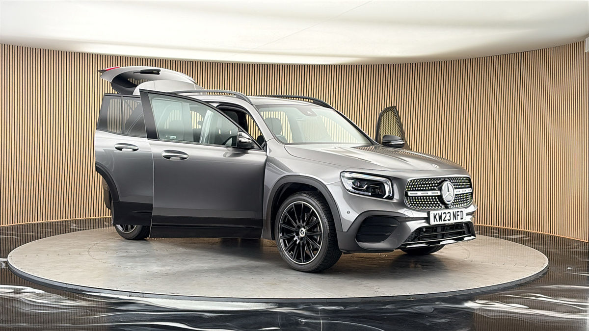 More views of Mercedes-Benz GLB
