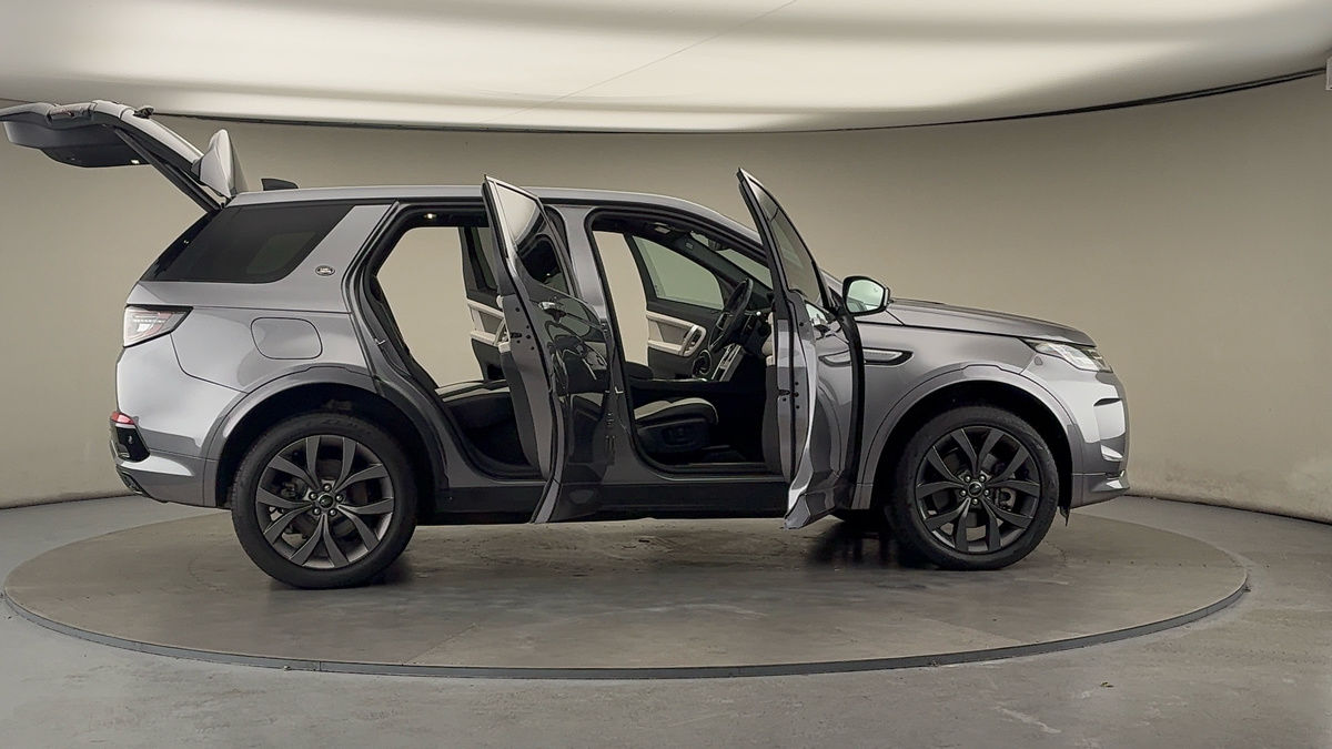 More views of Land Rover Discovery Sport