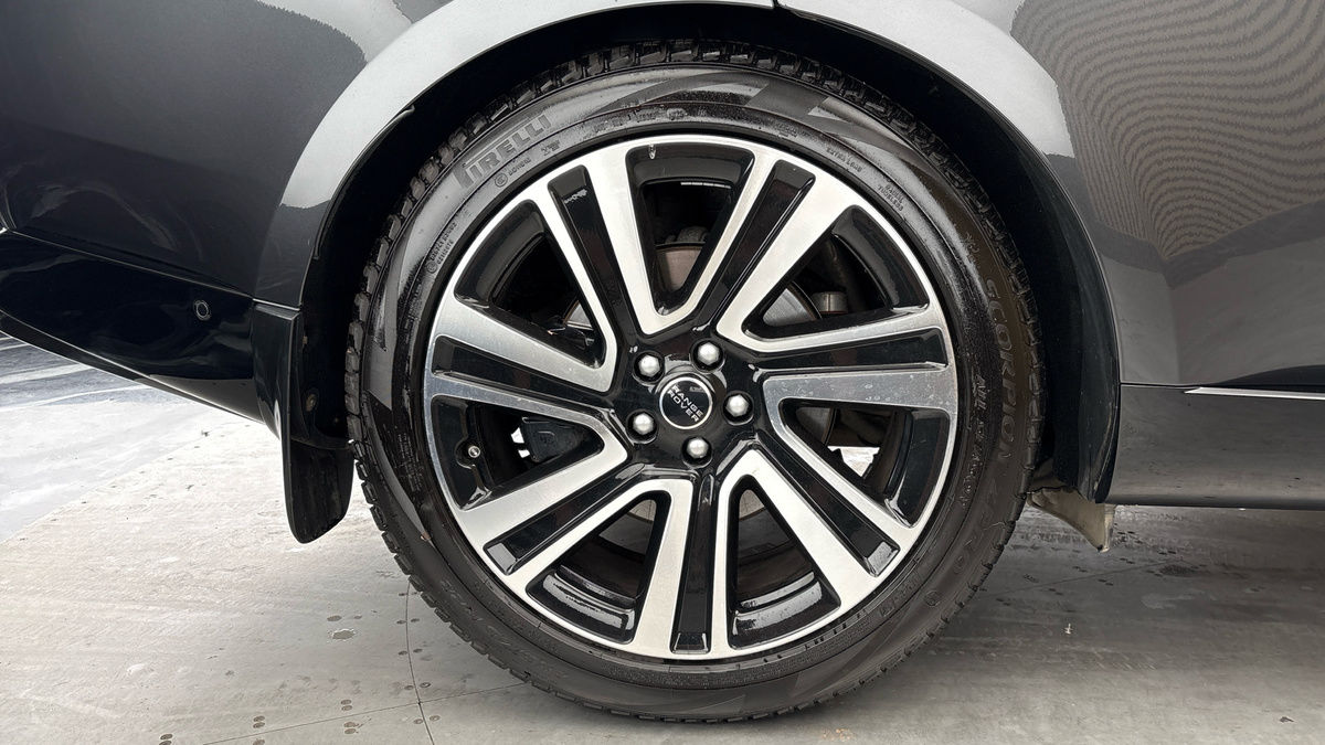 Land Rover Range Rover Image 10