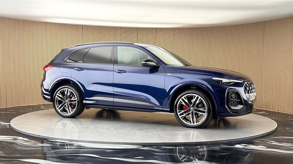 More views of Audi Q5