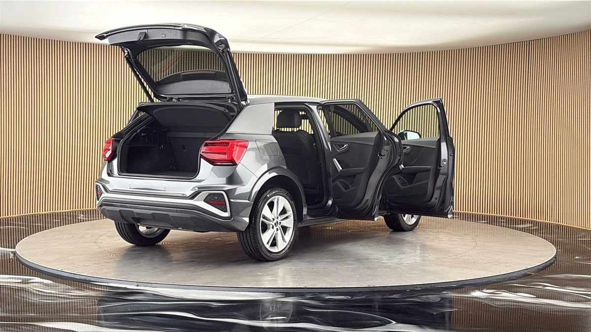 More views of Audi Q2