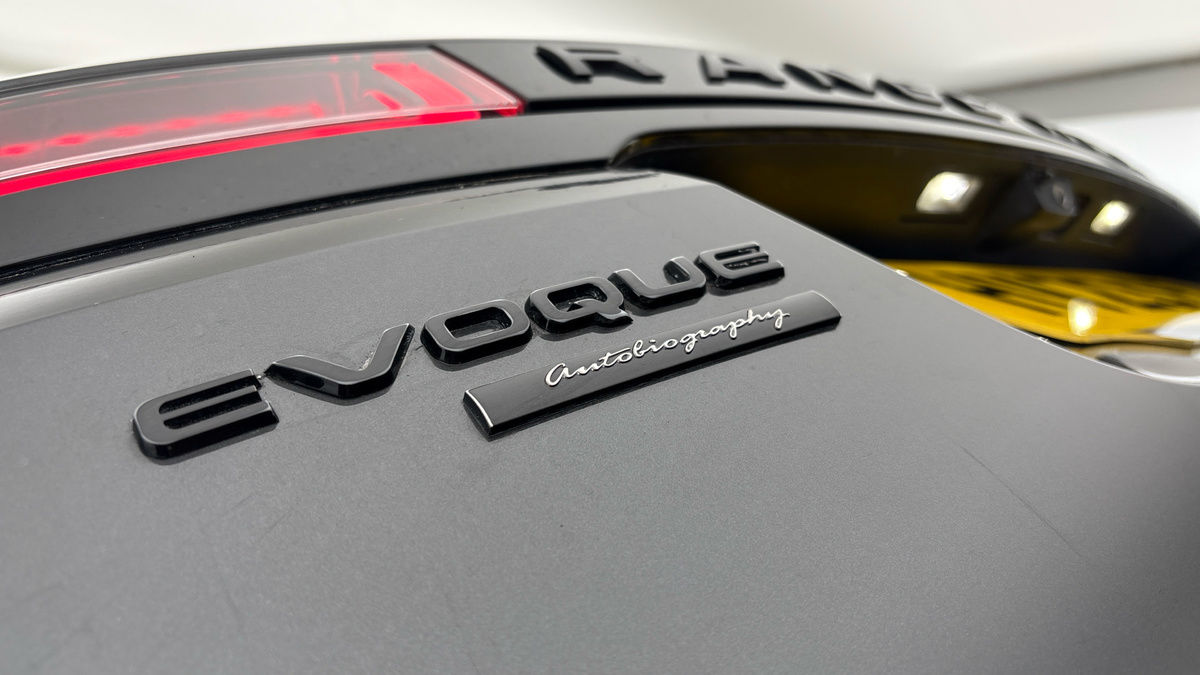 Land Rover Range Rover Evoque Image 26