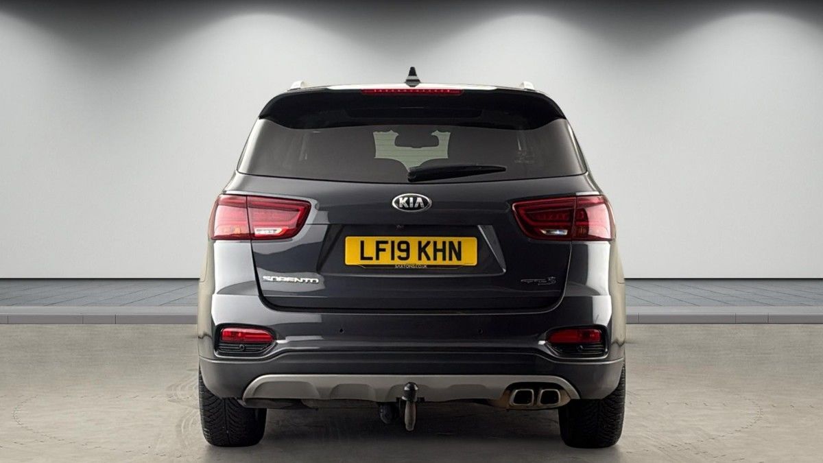 Kia Sorento Image 4