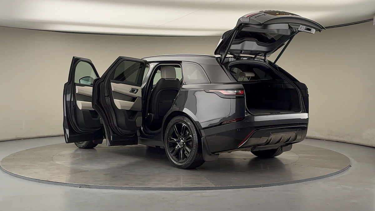 More views of Land Rover Range Rover Velar