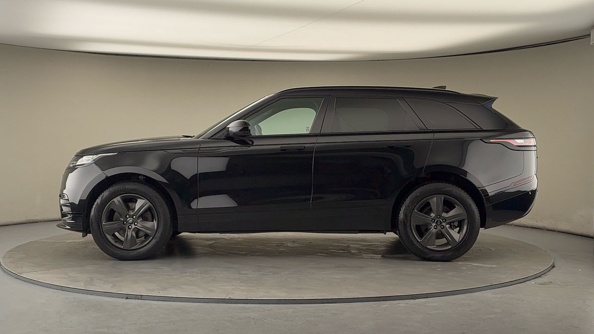 Land Rover Range Rover Velar Image 15