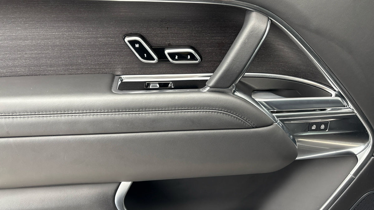 Land Rover Range Rover Image 19