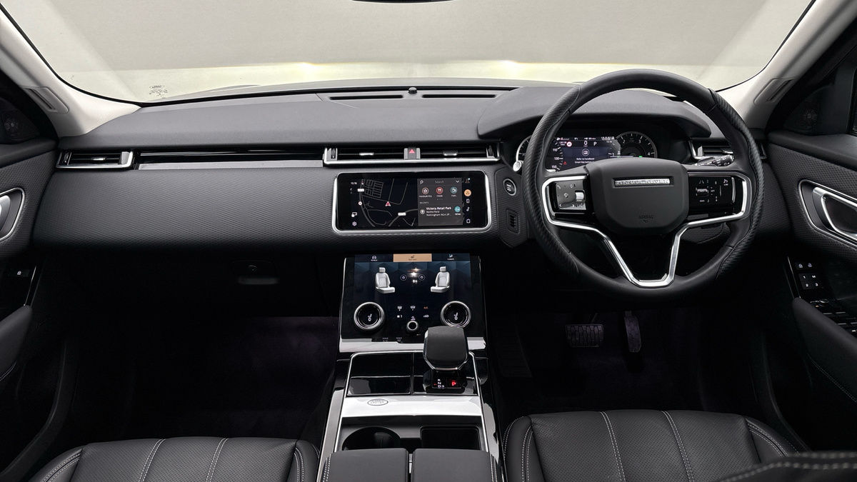Land Rover Range Rover Velar Image 12