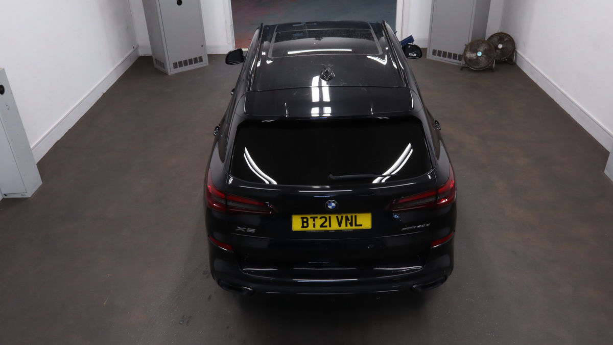BMW X5 Image 8