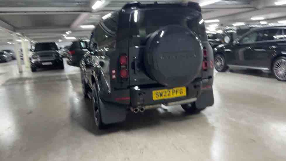 More views of Land Rover Defender 90